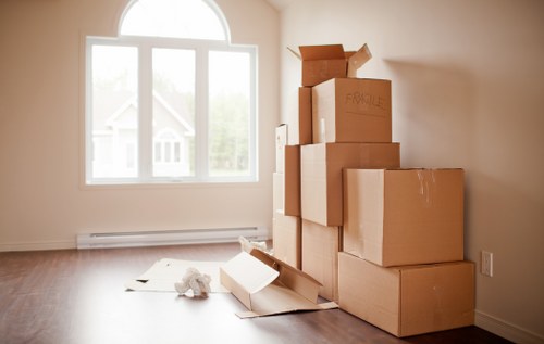 Student packing and storage options in Shepherdsbush